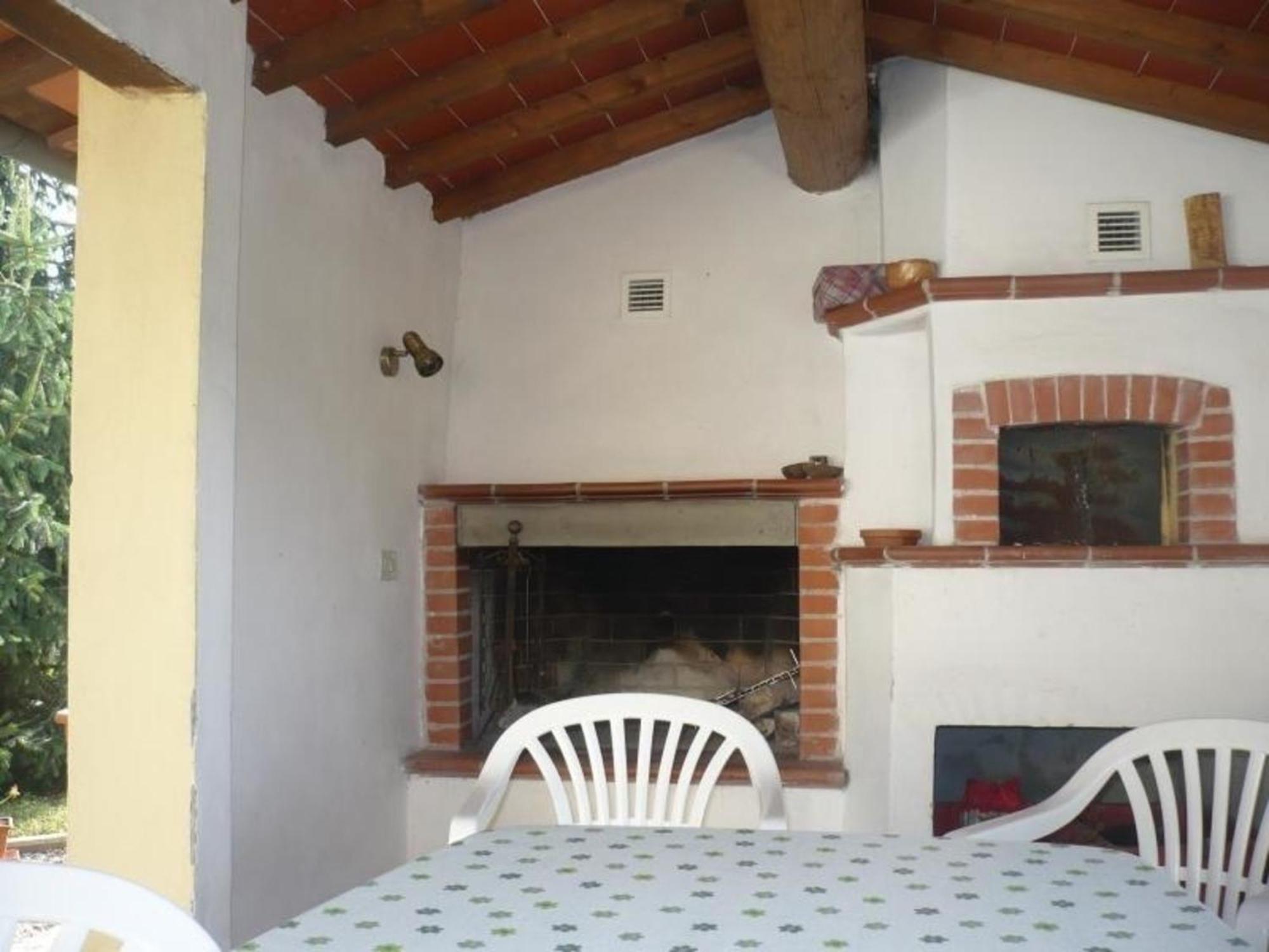 Charmantes Ferienhaus In Piani Della Rugginosa Mit Grossem Garten 雷杰洛 外观 照片