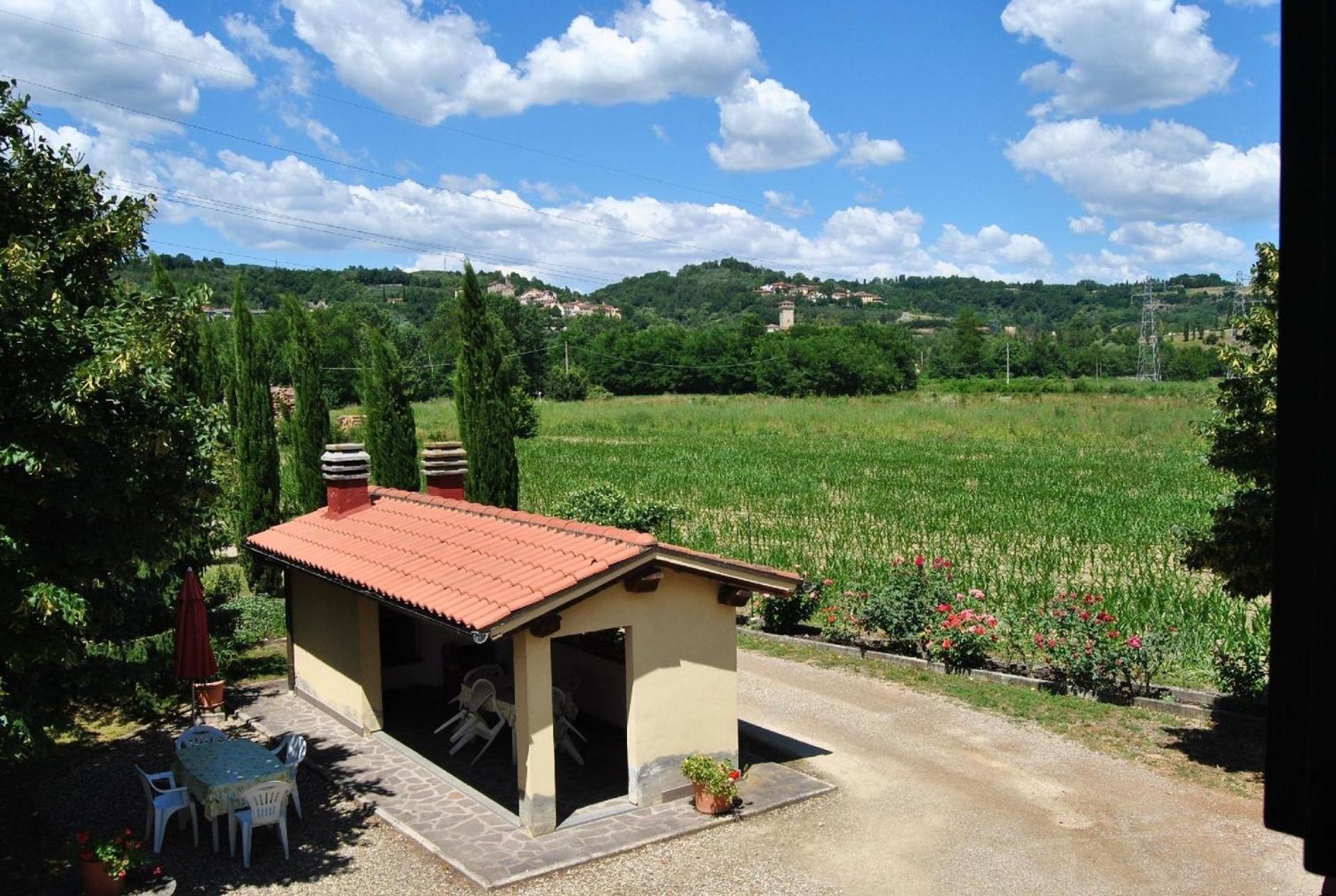 Charmantes Ferienhaus In Piani Della Rugginosa Mit Grossem Garten 雷杰洛 外观 照片
