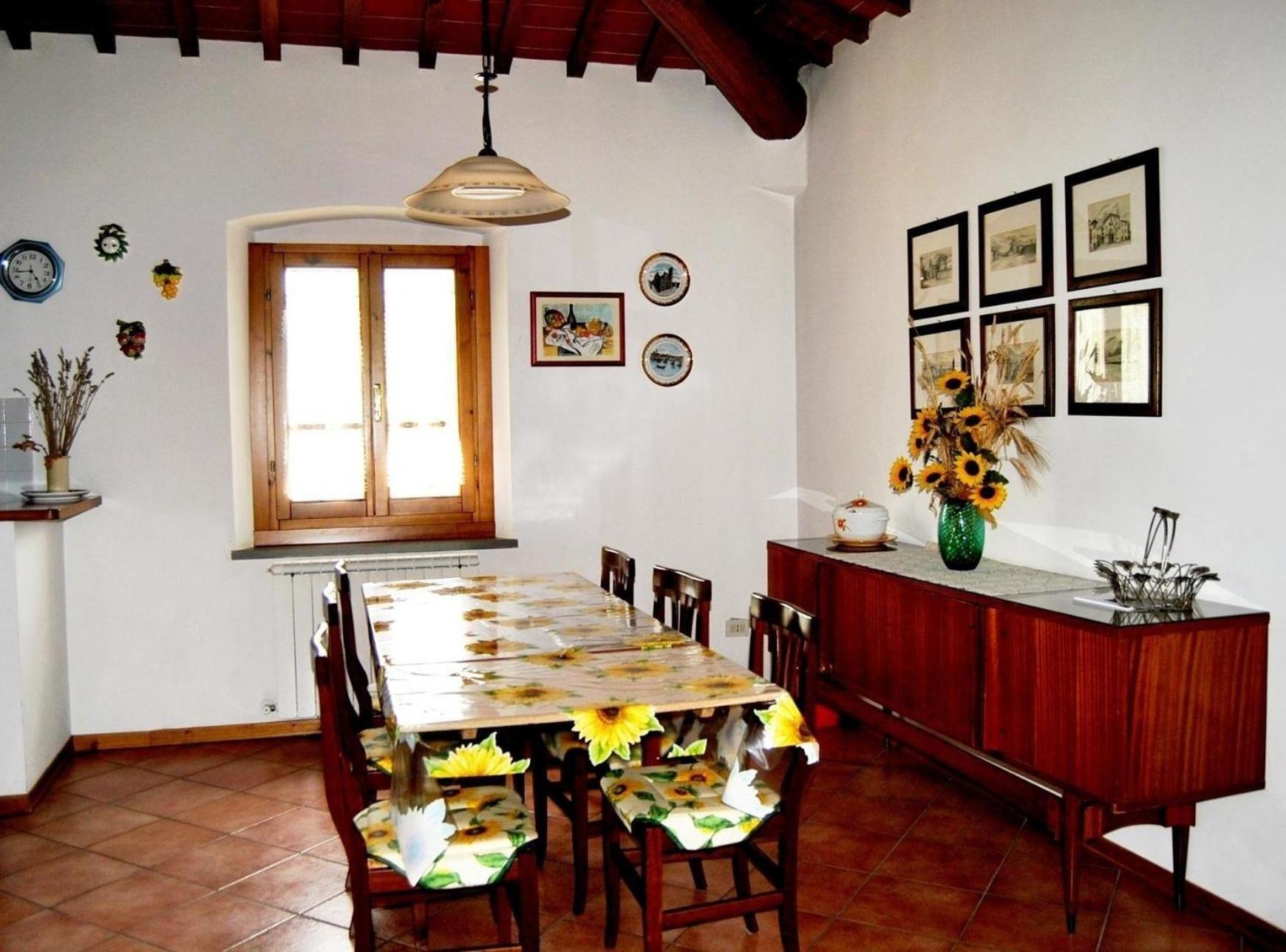 Charmantes Ferienhaus In Piani Della Rugginosa Mit Grossem Garten 雷杰洛 外观 照片