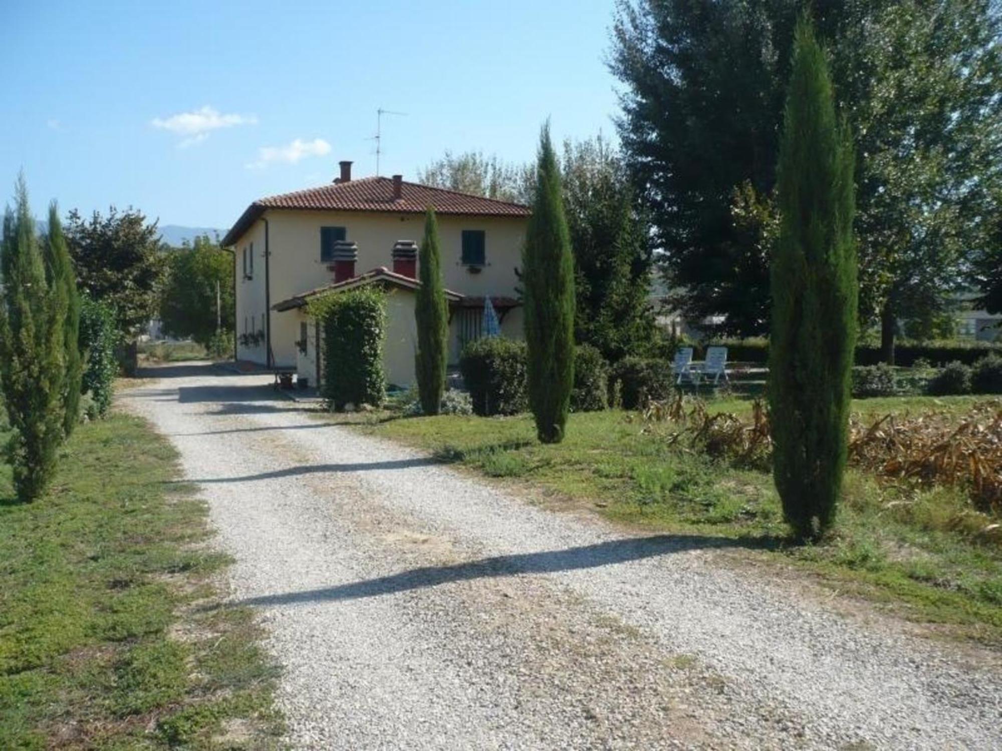 Charmantes Ferienhaus In Piani Della Rugginosa Mit Grossem Garten 雷杰洛 外观 照片